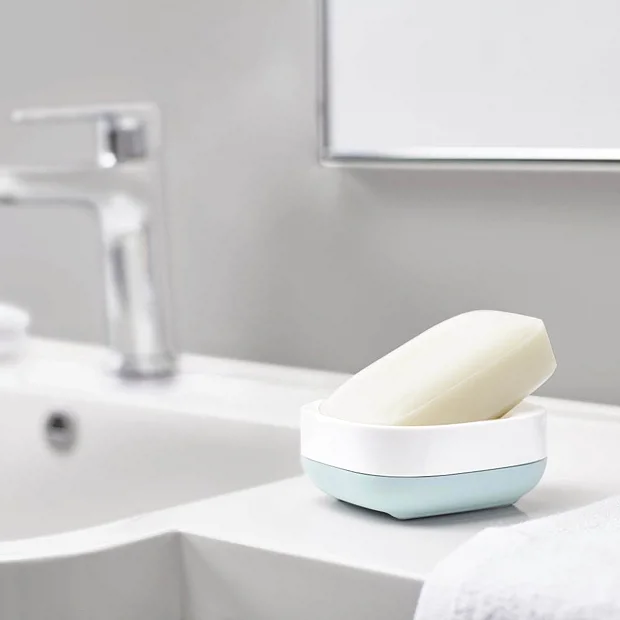 Joseph Joseph Slim Compact Soap Dish - White/Blue 7 Joseph Joseph Slim Compact Soap Dish - White/Blue - Image 5