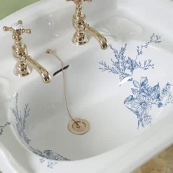Silverdale Victorian Blue Garden Pattern 635mm Wide Basin With Full Pedestal -Shower Essence silverdalevictorianbluegardenpattern635mmwidebasinwithfullpedestald1